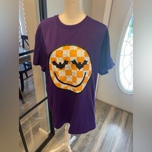 New With Tags…Boutique Halloween Smiley Face & Bat Graphic Tee…Size Large